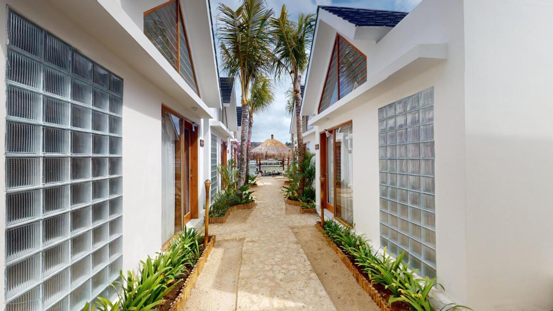 Segara Seaside Resort レンボンガン島 エクステリア 写真